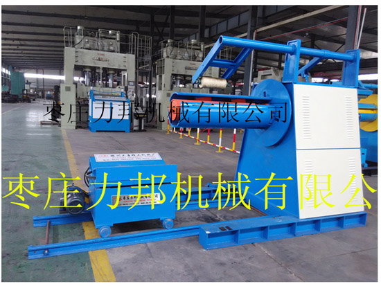 自动送料机图片