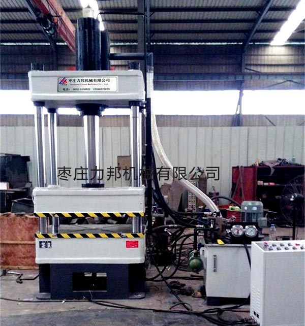 200t撸撸午夜视频_200T薄板拉伸液压机