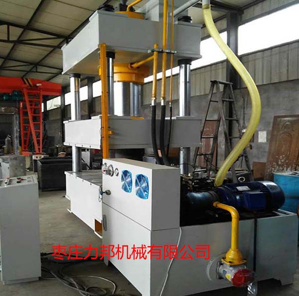 500吨撸撸午夜视频实物图