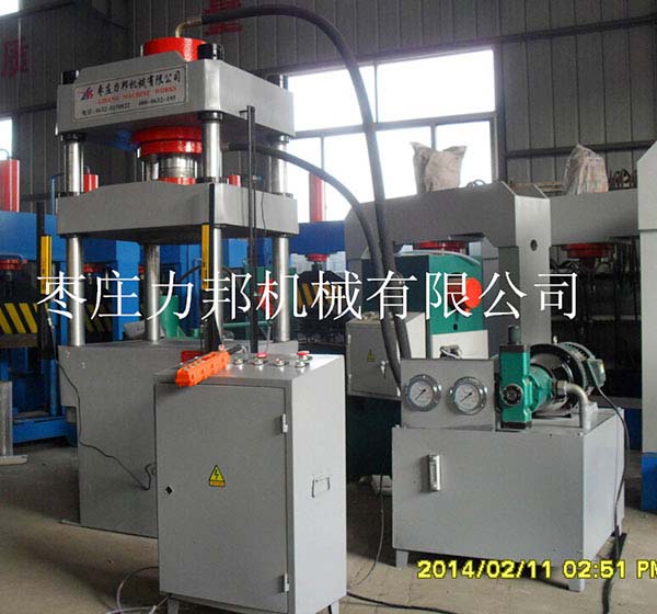 80吨三梁撸撸午夜视频实物图